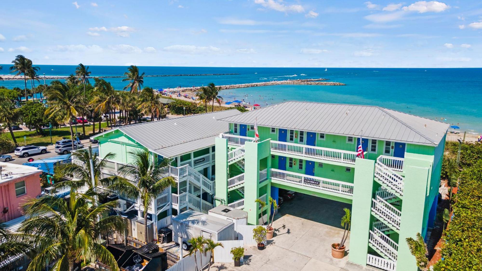 Partial Ocean View Hotel Room- King Bed #1 Fort Pierce Buitenkant foto